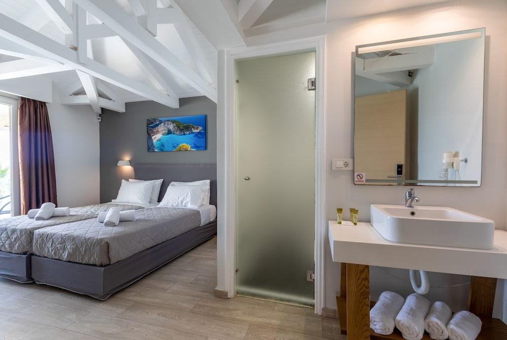 Arkadianos Aparthotel Agios Sostis  ภายนอก รูปภาพ
