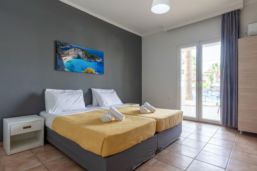 Arkadianos Aparthotel Agios Sostis  ภายนอก รูปภาพ