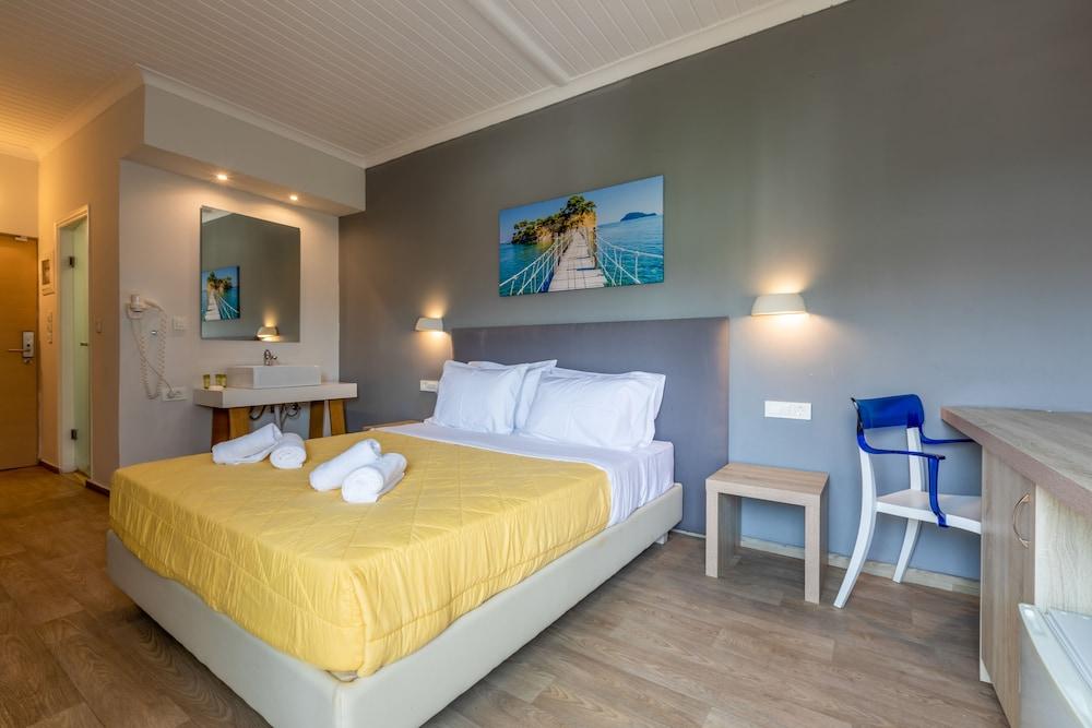 Arkadianos Aparthotel Agios Sostis  ภายนอก รูปภาพ
