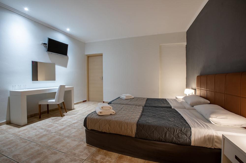 Arkadianos Aparthotel Agios Sostis  ภายนอก รูปภาพ