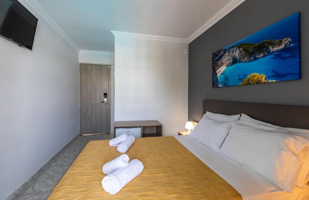 Arkadianos Aparthotel Agios Sostis  ภายนอก รูปภาพ
