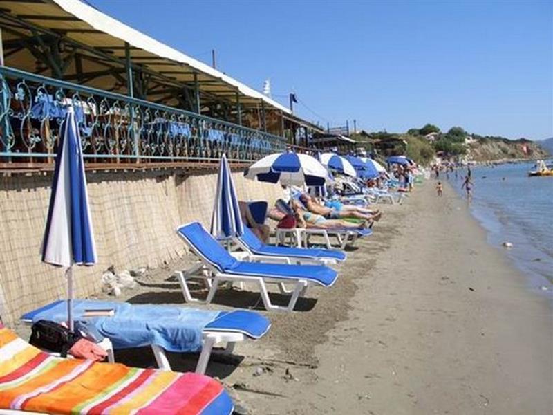 Arkadianos Aparthotel Agios Sostis  ภายนอก รูปภาพ
