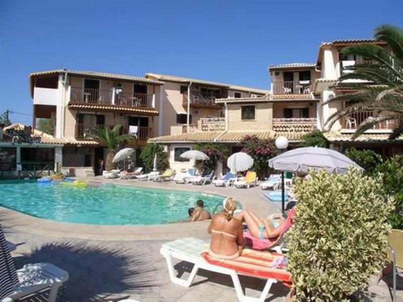 Arkadianos Aparthotel Agios Sostis  ภายนอก รูปภาพ